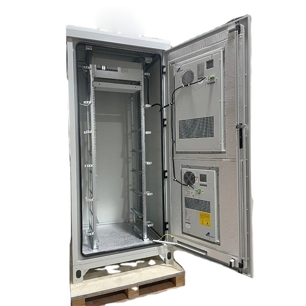 Fiber distribution box and wire disconnection