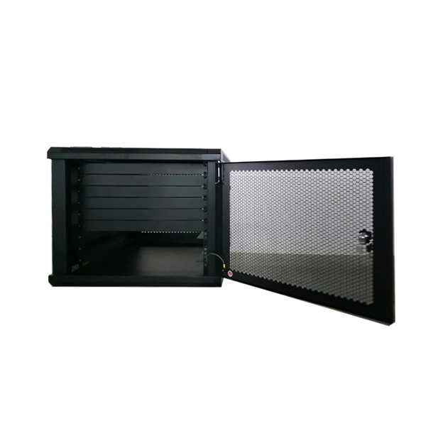 Why is there no signal in the network cabinet 